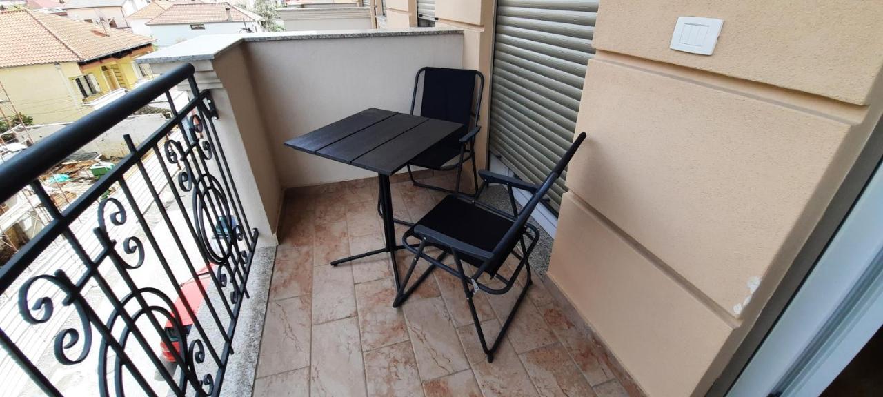 Comfy Apartment In Shkoder Shkodër Exterior foto